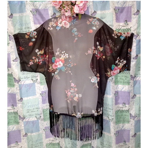 5$35🔥|Xhilaratio Top|Rose Printed Spring Cardigan - Picture 2 of 7